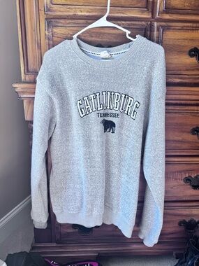 CO Light Gray Gatlinburg Tennessee Crewneck Sweater